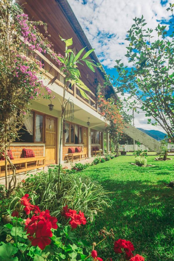 Posada Edelweiss 奥克萨潘帕 外观 照片